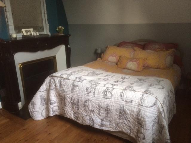 Les Hortensias Clermont  Room photo